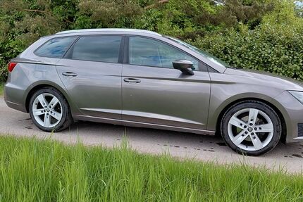 Seat Leon 157.131 km 9.990 &euro; Buch am Wald 91592