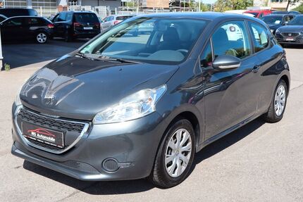 Peugeot 208 86.000 km 4.900 € Calw 75365