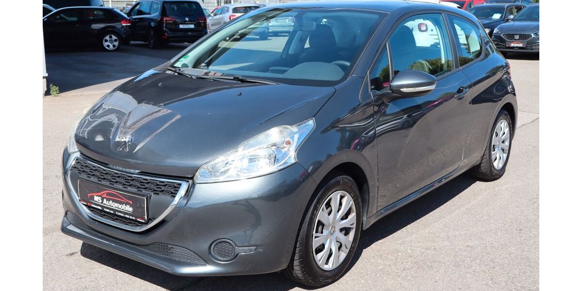 Peugeot 208 86.000 km 4.900 € Calw 75365