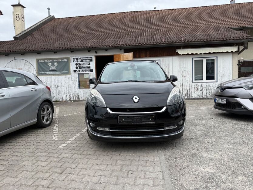 Renault Scenic 177.300 km 3.999 € München 80995