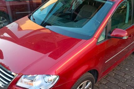 VW Touran 207.000 km 5.500 &euro; Otzberg 64853