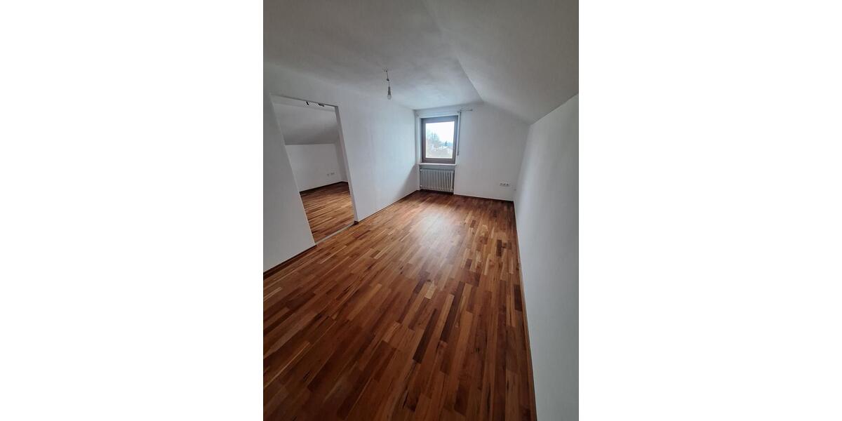 Etagenwohnung Schönberg - 3 Zimmer, 100 m&sup2;, 730&euro; | Angebot:25086686