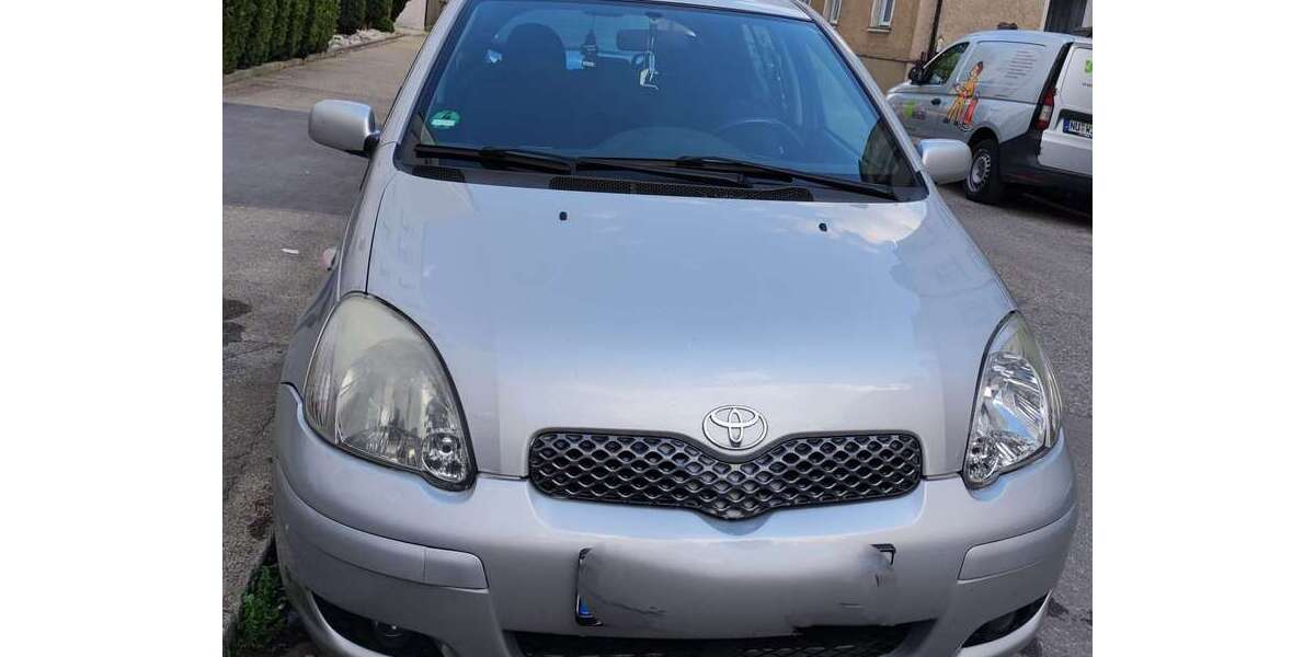 Toyota Yaris 137.381 km 1.800 &euro; Augsburg 86159