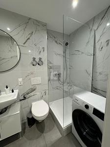 EINZIEHEN UND WOHLFÜHLEN IN LUXURIÖSER WOHNUNG - Erdgeschoßwohnung Karlsruhe Mühlburg | Angebot:25591489