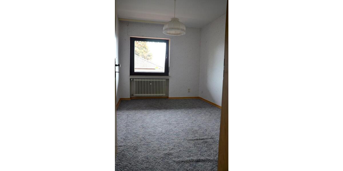 Einfamilienhaus Lahnau - 9 Zimmer, 229 m&sup2;, 490.000&euro; | Angebot:26553842
