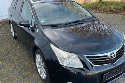 Toyota Avensis 199.900 km 6.999 &euro; Dresden 01139