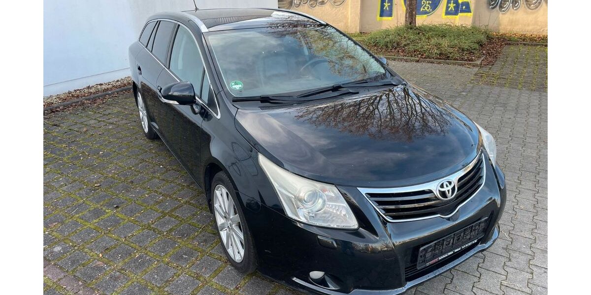 Toyota Avensis 199.900 km 6.999 &euro; Dresden 01139