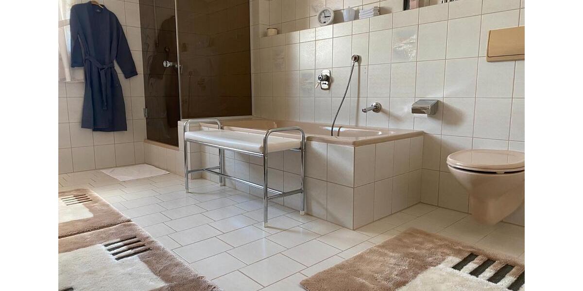 Einfamilienhaus Landau an der Isar - 6 Zimmer, 152 m&sup2;, 575.000&euro; | Angebot:26891661