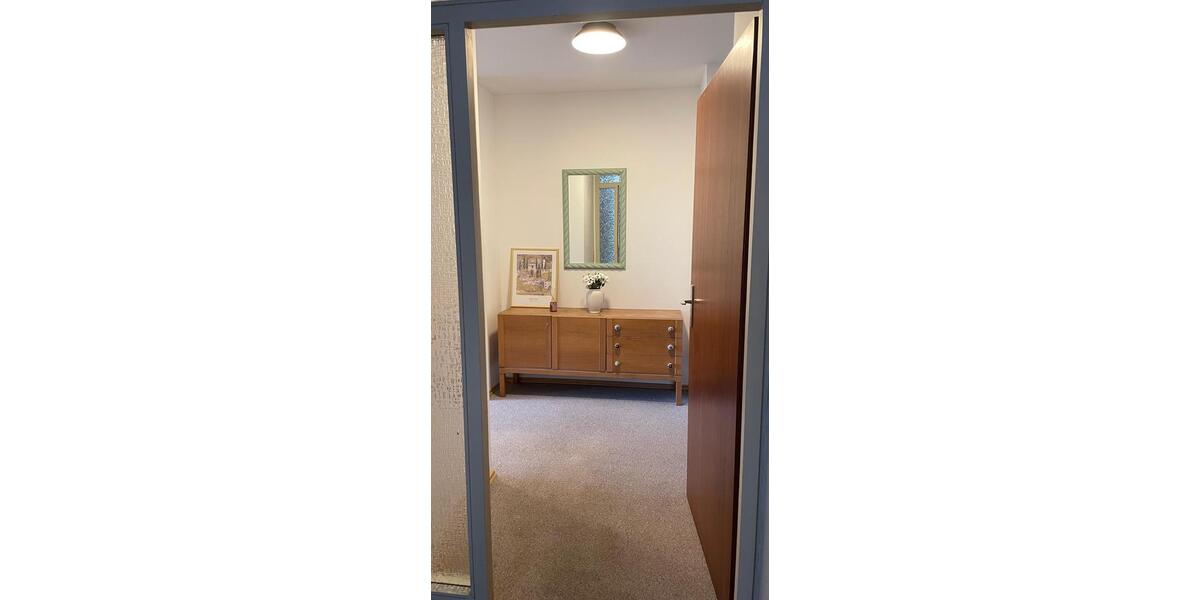 Etagenwohnung Warthausen - 2 Zimmer, 73 m&sup2;, 950&euro; | Angebot:24896303