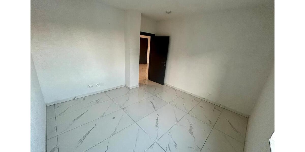 Etagenwohnung Römhild - 2 Zimmer, 55 m&sup2;, 600&euro; | Angebot:24653785