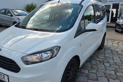 Ford Tourneo Courier 113.965 km 6.990 &euro; Potsdam 14469