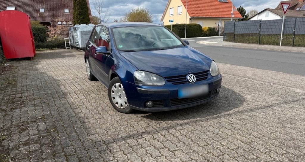 VW Golf 197.000 km 1.999 &euro; Buseck 35418