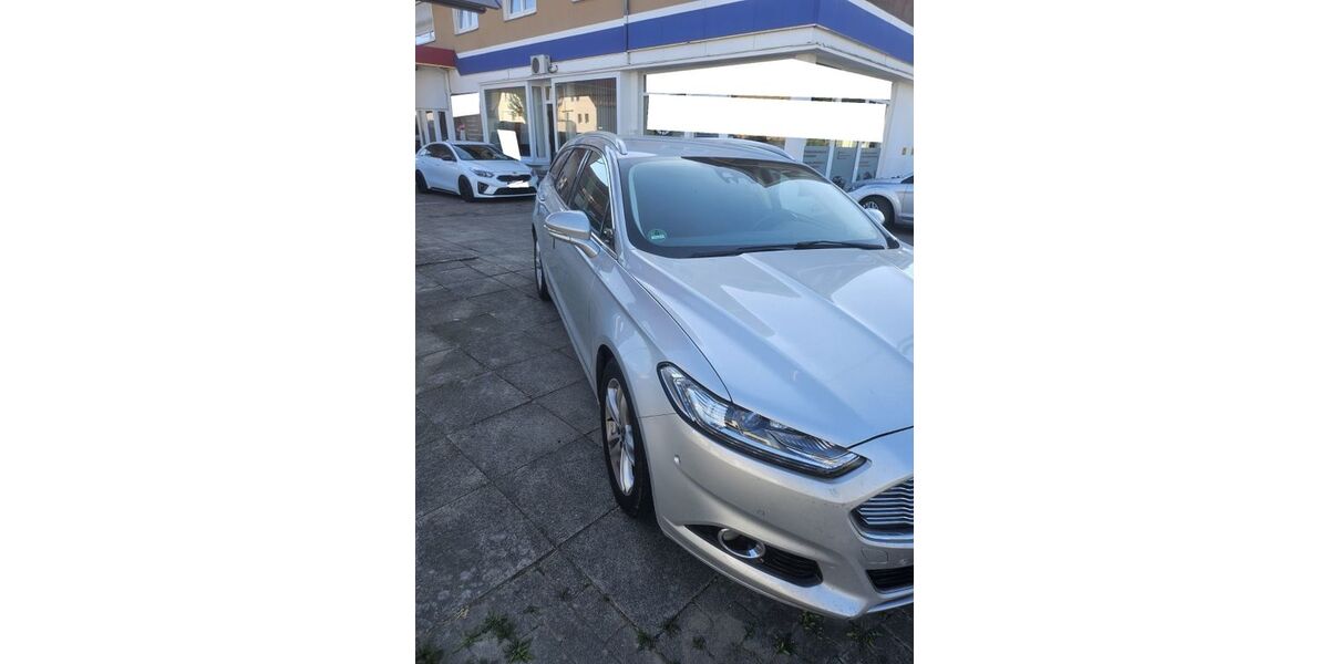 Ford Mondeo 204.000 km 5.499 &euro; Detmold 32758