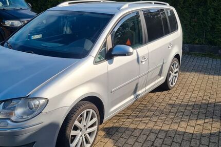 VW Touran 150.000 km 5.499 € Wesel 46487
