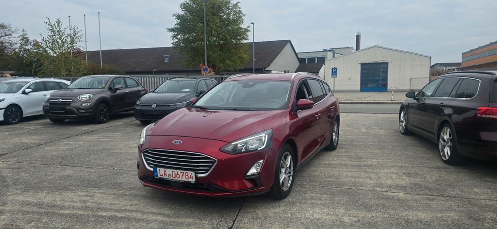 Ford Focus 190.000 km 9.999 € Altdorf 84032