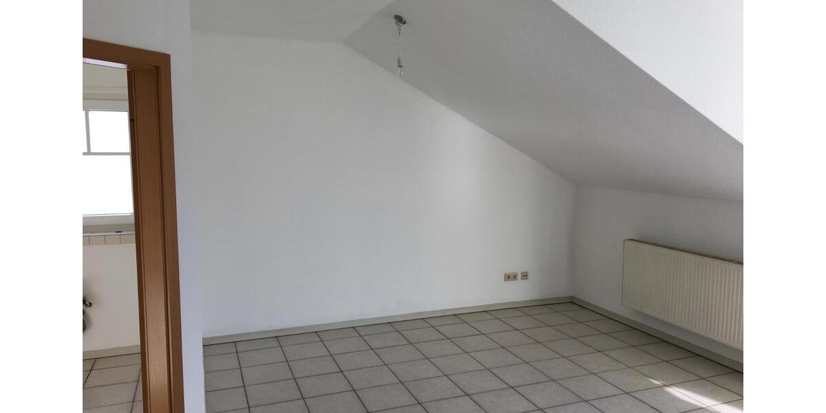 Dachgeschoßwohnung Ludwigshafen am Rhein Edigheim - 2 Zimmer, 54 m&sup2;, 695&euro; | Angebot:24689450