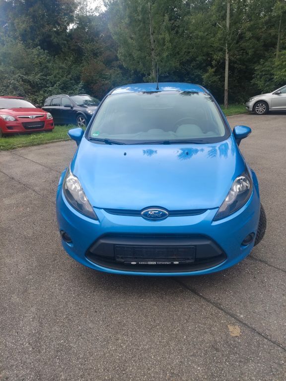 Ford Fiesta 91.400 km 2.350 € Nersingen 89278