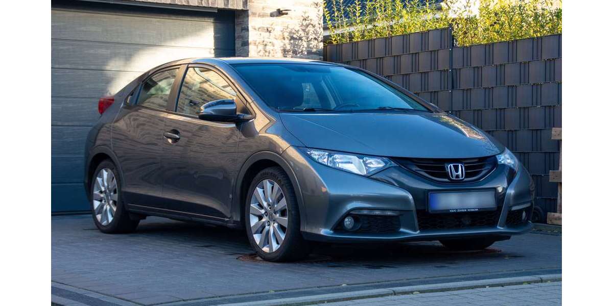 Honda Civic 209.000 km 3.500 &euro; Laboe 24235