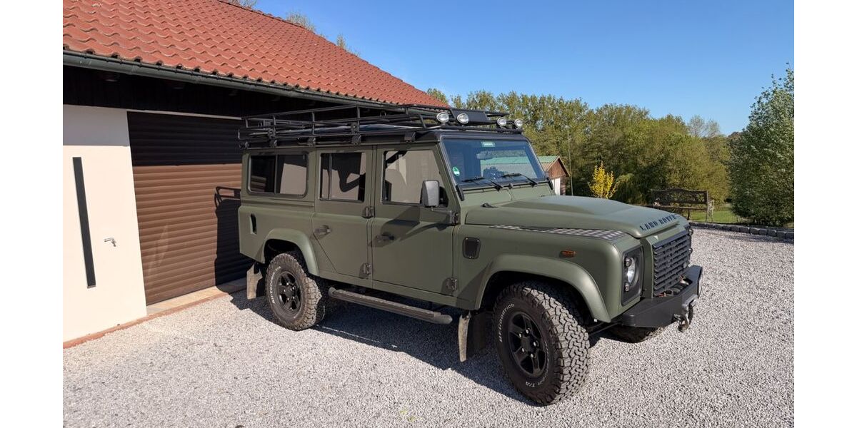 Land Rover Defender 180.000 km 35.499 &euro; Menden 58708