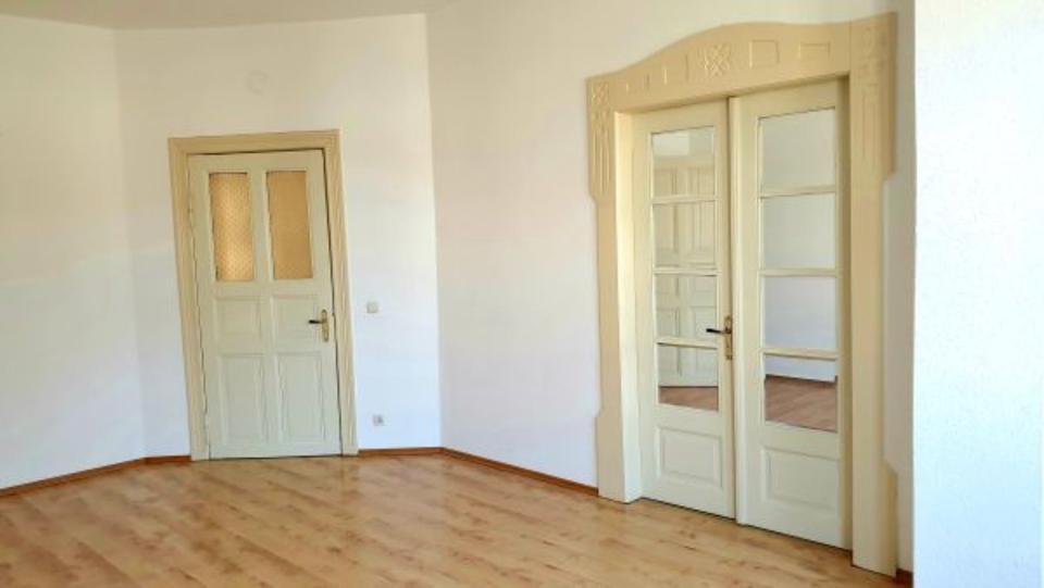 großzügige 4 RW in der Dr.- W.- Külz- Straße mit Gartennutzung zimmer