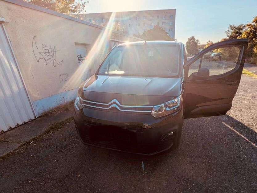 Citroen Berlingo 220.650 km 9.200 € Großenhain 01558
