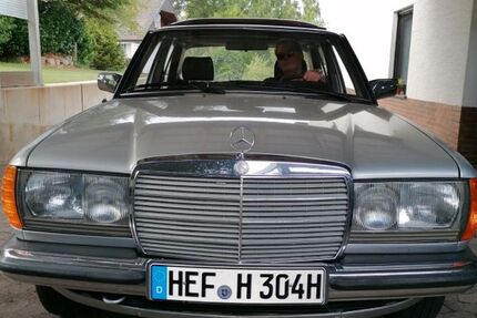 Mercedes-Benz 200 300.000 km 7.500 &euro; Wildeck Hönebach 36208