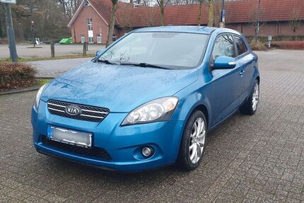 Kia ceed / Ceed 179.000 km 2.190 &euro; Damme 49401