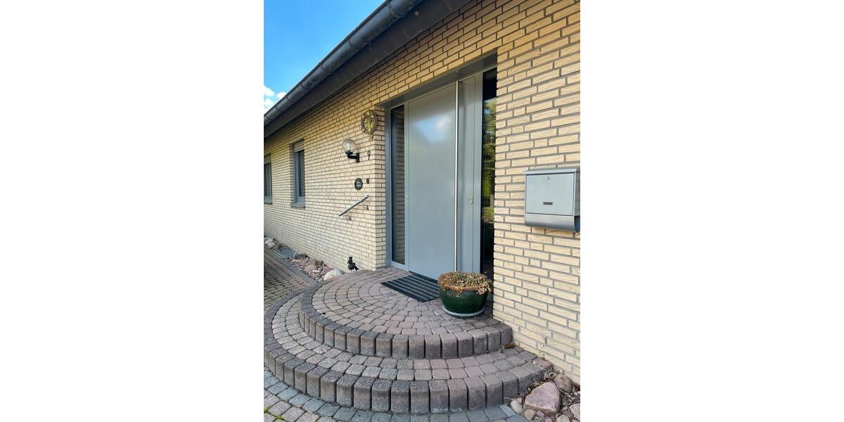 Einfamilienhaus Halle - 6 Zimmer, 170 m&sup2;, 430.000&euro; | Angebot:27026817