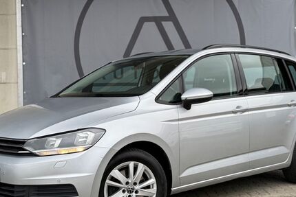 VW Touran 158.005 km 15.950 € Braunschweig 38122