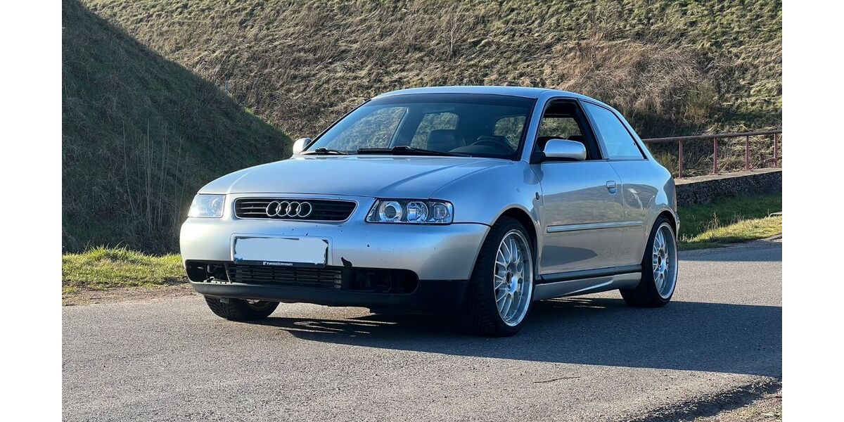 Audi A3 272.000 km 4.500 &euro; Wittlich 54516