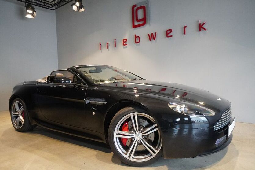 V8 Vantage