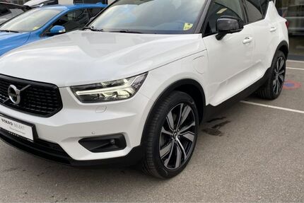 Volvo XC40 30.000 km 34.990 € Neutraubling 93073