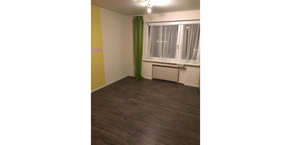 Etagenwohnung Niederzier - 3 Zimmer, 75 m&sup2;, 150.000&euro; | Angebot:26957611