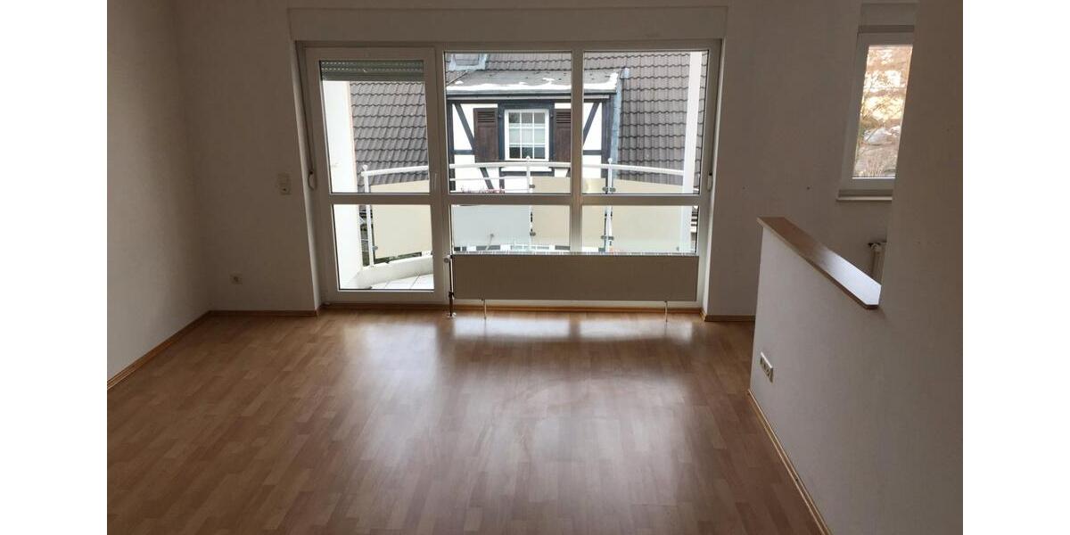Etagenwohnung Ingolstadt Südost - 3 Zimmer, 77 m&sup2;, 615&euro; | Angebot:26702063