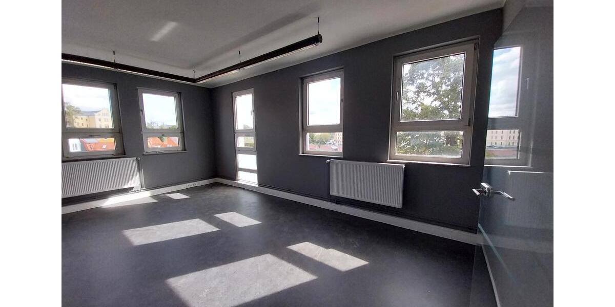 Gewerbeobjekt Döbeln - 1.050&euro; | Angebot:26276577