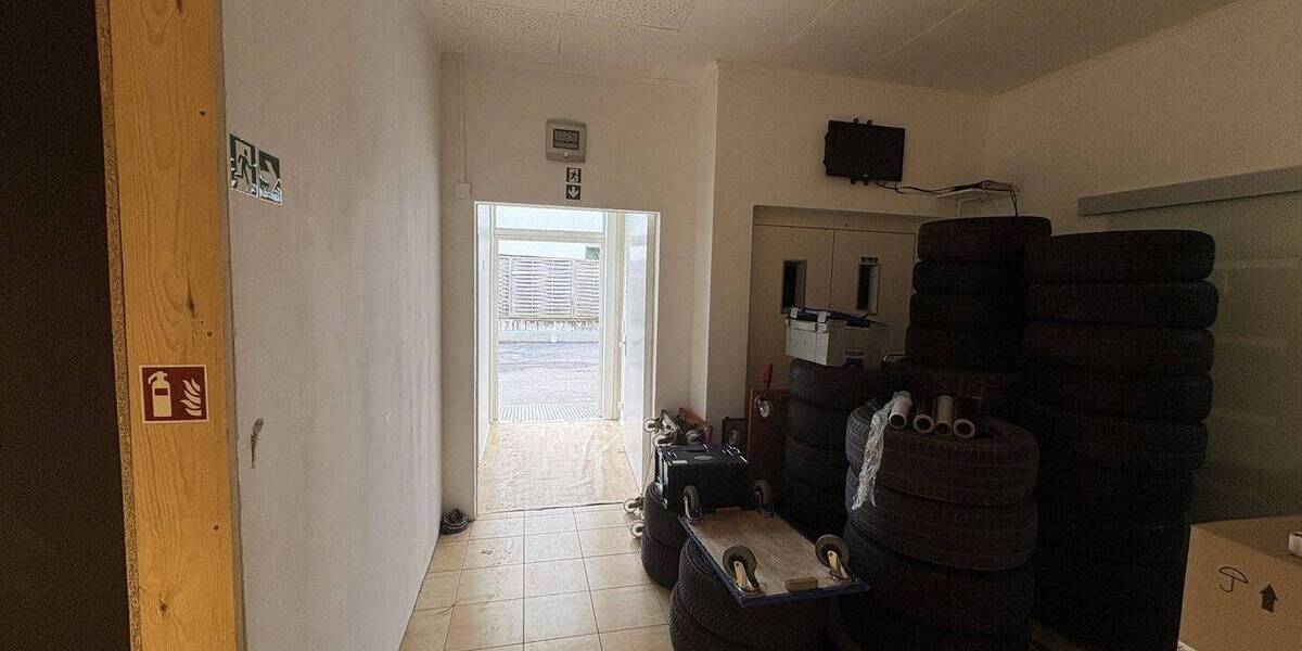 Gewerbeobjekt Renningen - 252.000&euro; | Angebot:26502855