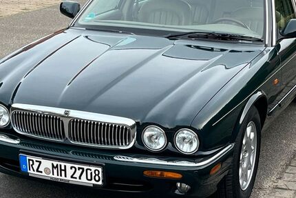 Jaguar XJ 115.000 km 16.900 &euro; Kröppelshagen 21529