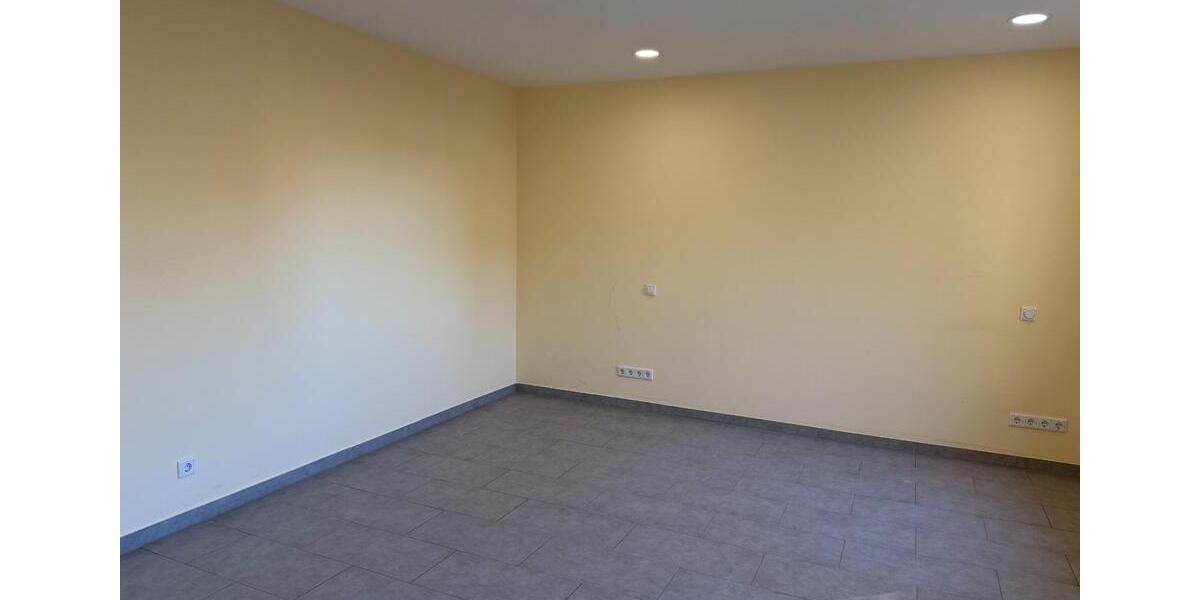 Erdgeschoßwohnung Odenthal - 3 Zimmer, 118 m&sup2;, 1.300&euro; | Angebot:25308653