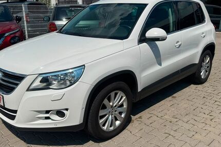 VW Tiguan 126.670 km 8.900 &euro; München 80939