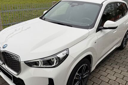 BMW iX1 28.000 km 44.500 &euro; Eching 84174