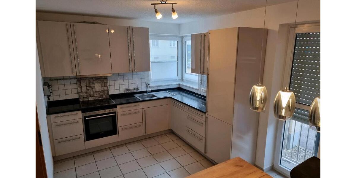 Doppelhaushälfte Straubing - 5 Zimmer, 128 m&sup2;, 1.280&euro; | Angebot:25442074