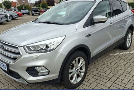 Ford Kuga 97.753 km 12.890 &euro; Mücheln / Geiseltal 06249
