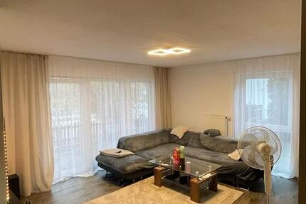 Moderne 3.Zi.-EG-Wohnung mit Terasse - Bad neu - 2 Stellplätze 3 zimmer