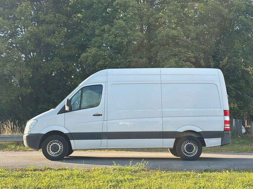 Mercedes-Benz Sprinter 245.000 km 7.300 € Rodgau 63110