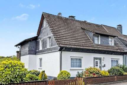 Haus Odenthal - 9 Zimmer, 198 m&sup2;, 649.000&euro; | Angebot:26339200