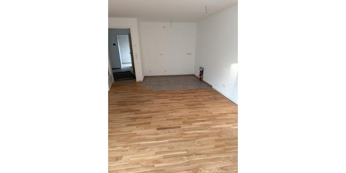 Etagenwohnung Nettetal - 2 Zimmer, 61 m&sup2;, 820&euro; | Angebot:24868557