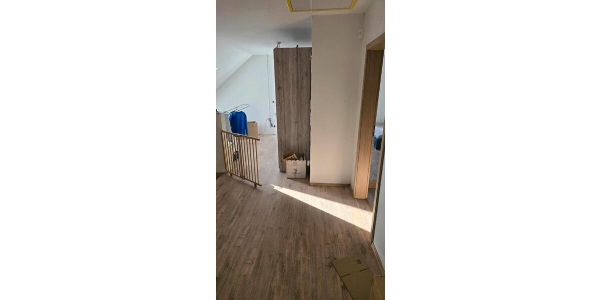 Einfamilienhaus Prichsenstadt - 4 Zimmer, 135 m&sup2;, 1.250&euro; | Angebot:25948191