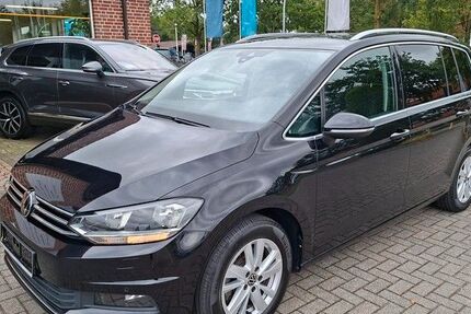 VW Touran 75.100 km 26.990 &euro; Legden 48739