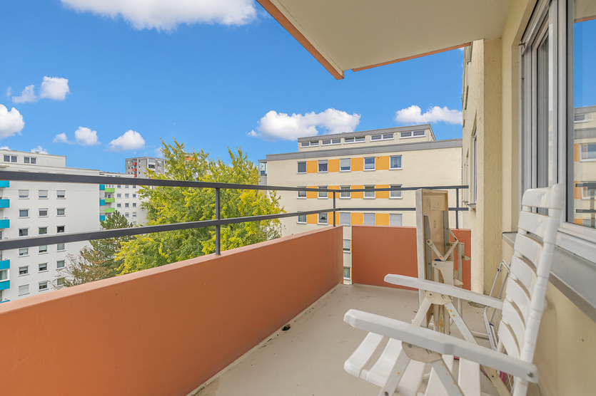 Gepflegte 2-Zimmer-Wohnung mit Südbalkon in zentraler Lage 2 zimmer