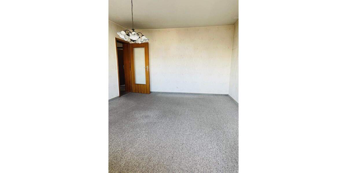 Etagenwohnung Burghausen - 2 Zimmer, 69 m&sup2;, 180.000&euro; | Angebot:25909024